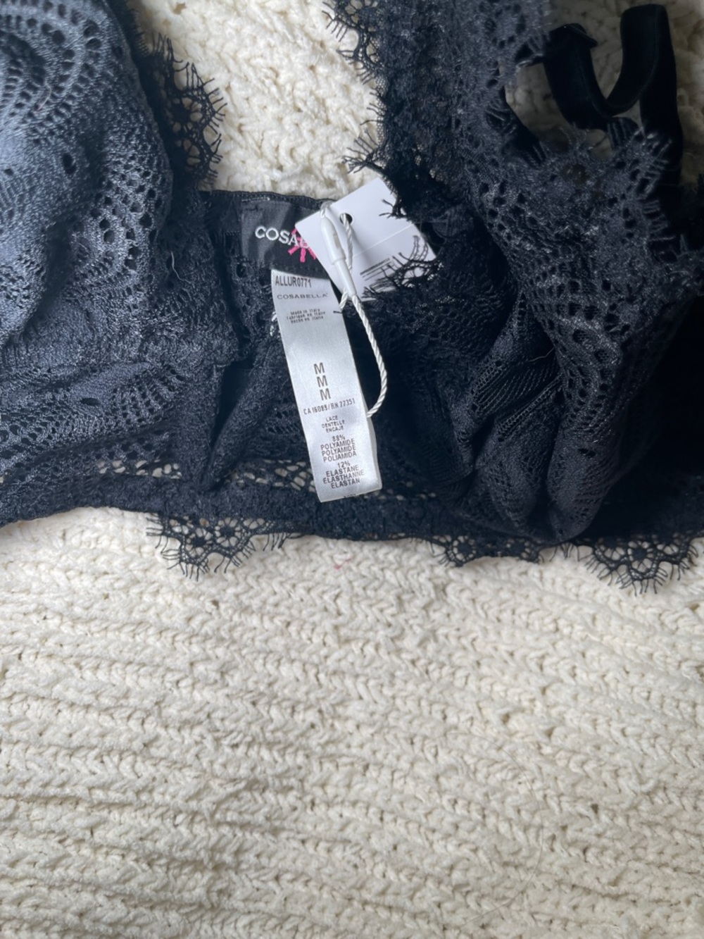 Cosabella Black Lace Bralette with Scalloped Trim - Picture 4 of 5